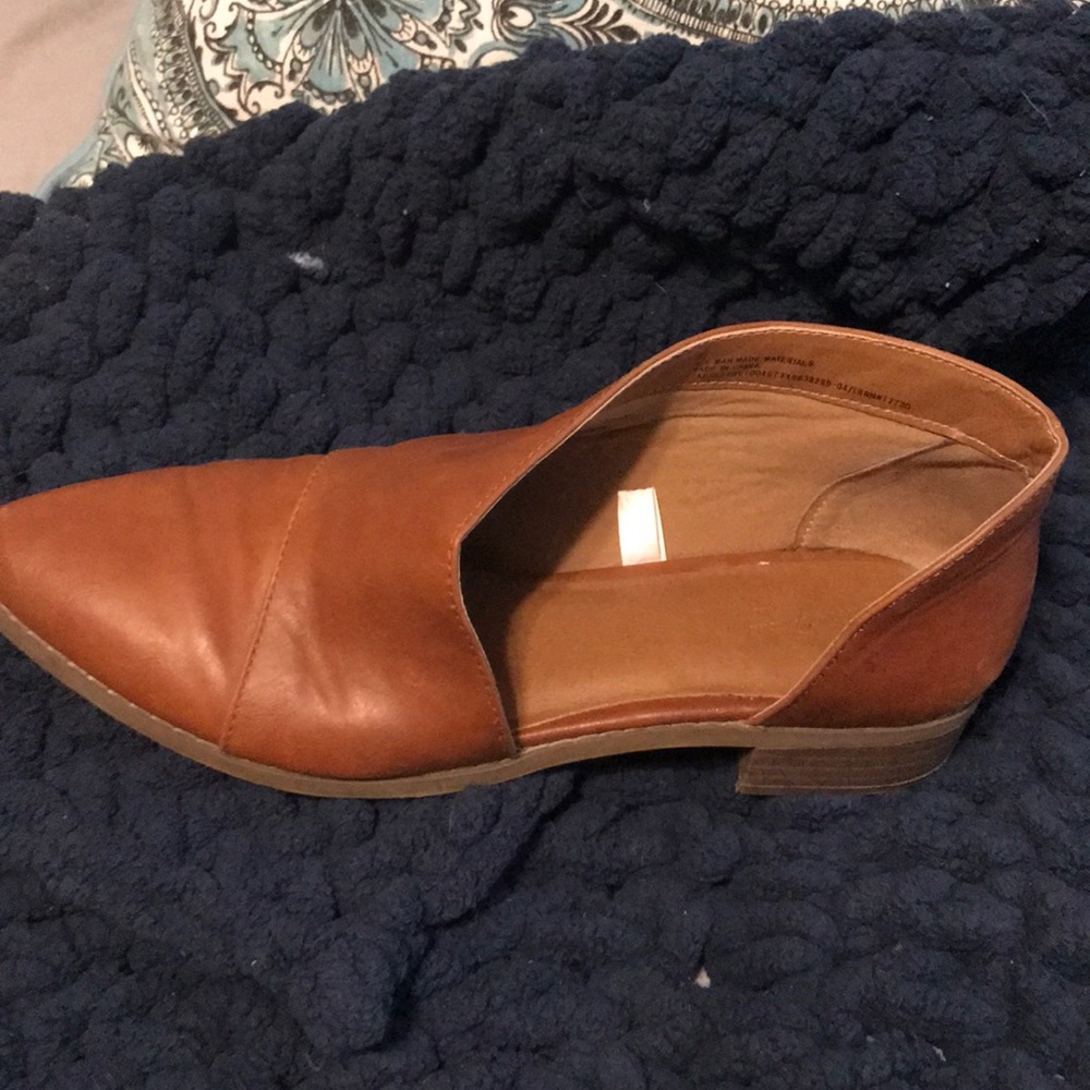 Leather flats